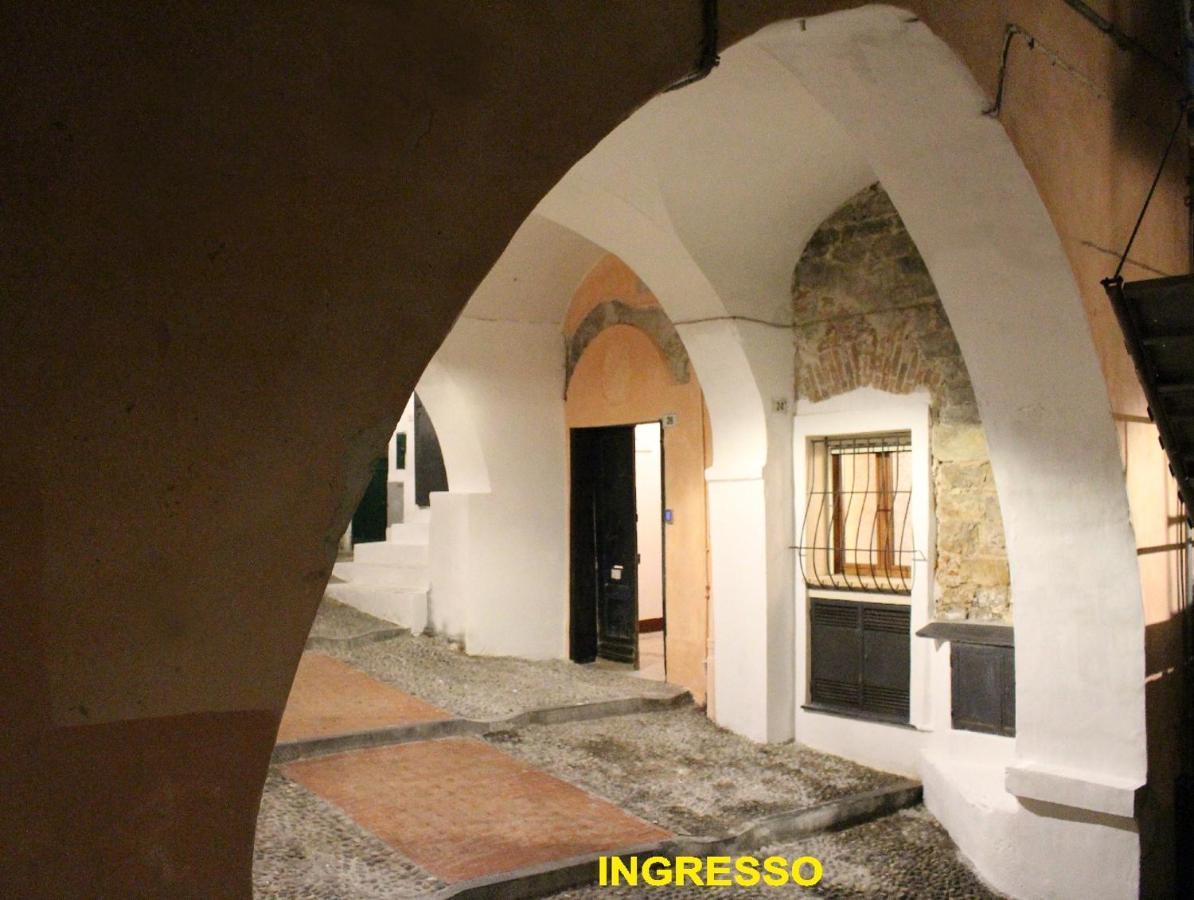 Appartement Nuova! Al centro della Città nei vicoli del Borgo à San Remo Extérieur photo