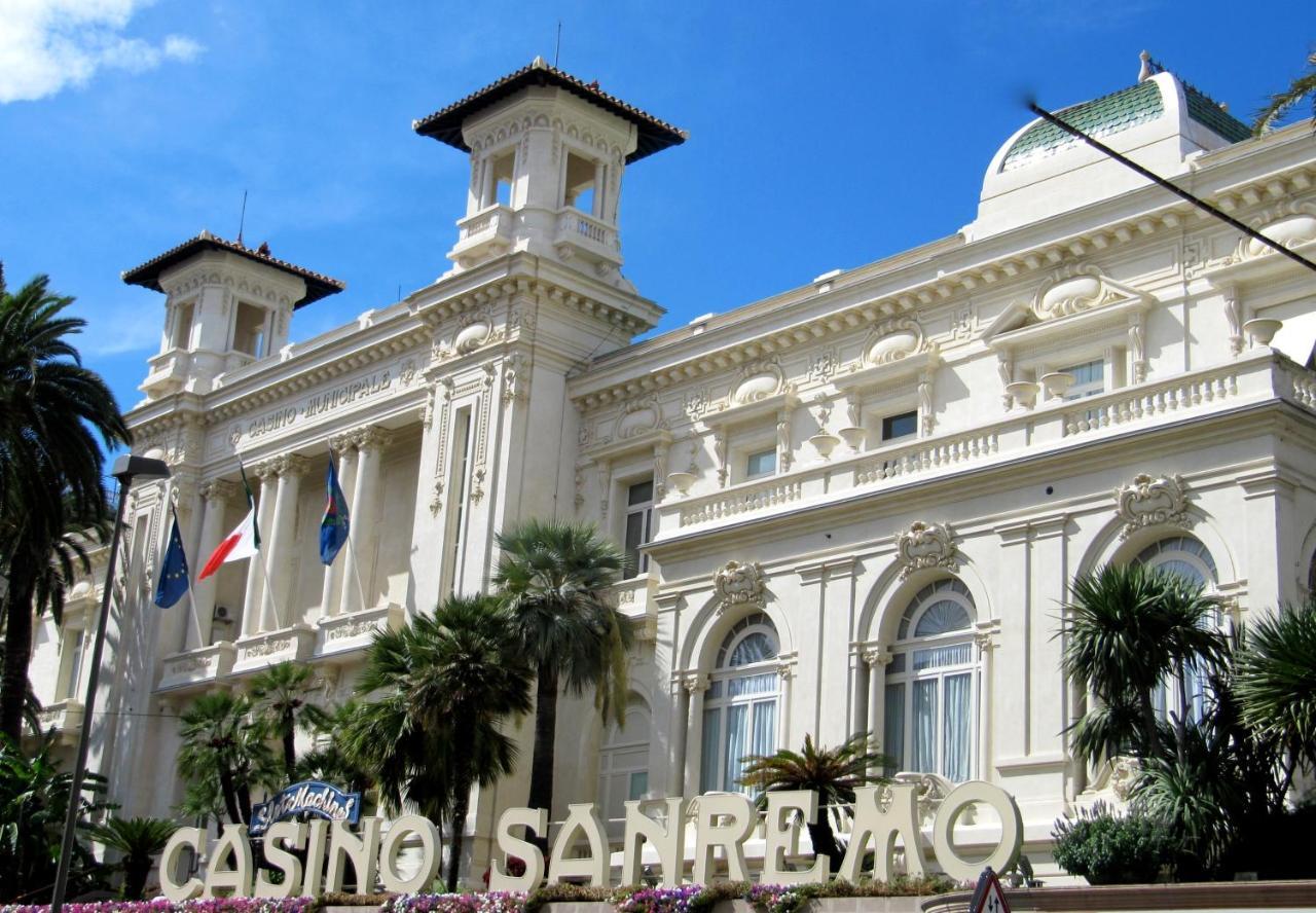 Appartement Nuova! Al centro della Città nei vicoli del Borgo à San Remo Extérieur photo